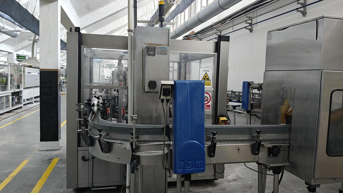 Used SIDEL AND KRONES PET CSD and WATER LINE FOR SALD