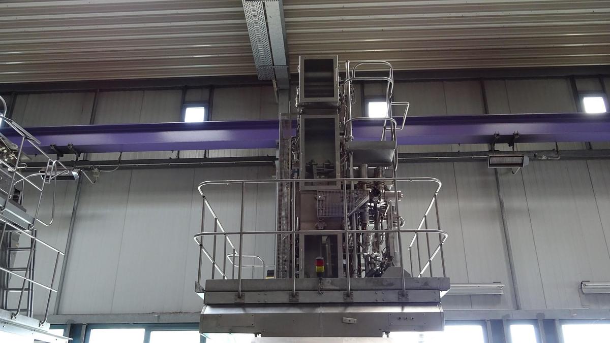 Used TETRA PAK TBA 1000ML SQUARE FILLING LINE FOR SALE