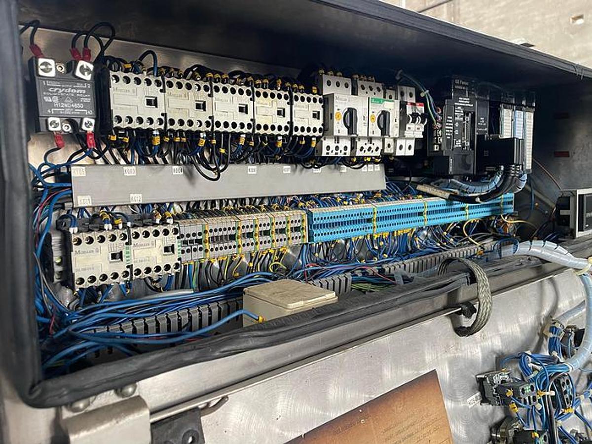 Used 2001 REFURBISHED TETRA PAK MULTI SHRINK 65