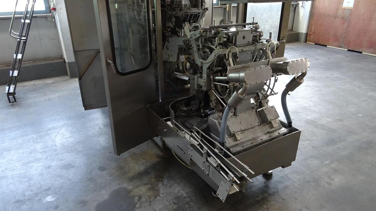 Used TETRA PAK TBA 1000ML SQUARE FILLING LINE FOR SALE