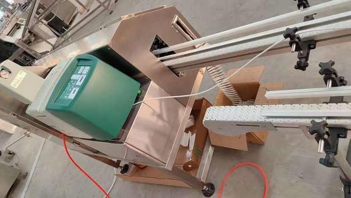 Brand New Straw Applicator 9000 Packs Per Hour