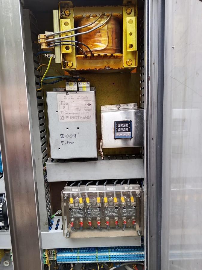 Used 1999 Tetra Pak Packer and Shrink