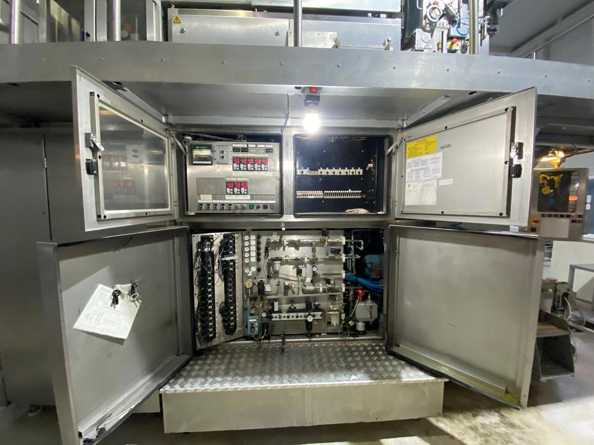 Used USED TETRA PAK TPA 19 200ML PRISMA COMPLETE FILLING LINE FOR SALE YEAR 2002