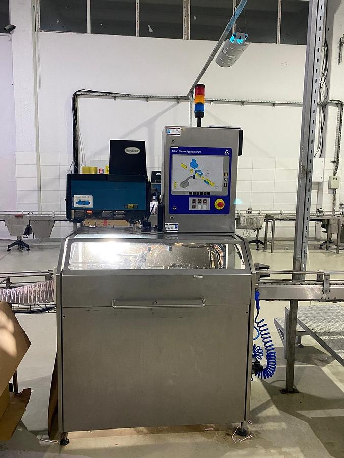 Used USED TETRA PAK TPA 19 200ML PRISMA COMPLETE FILLING LINE FOR SALE YEAR 2002