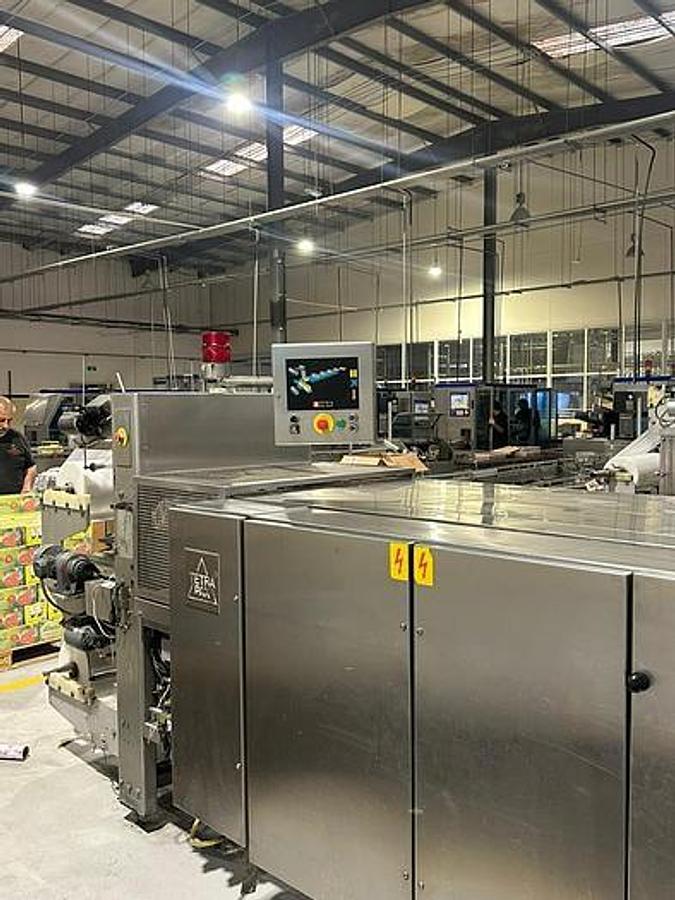 Used 2007 TETRA PAK TBA 19 250ML BASE 30v FILLING LINE