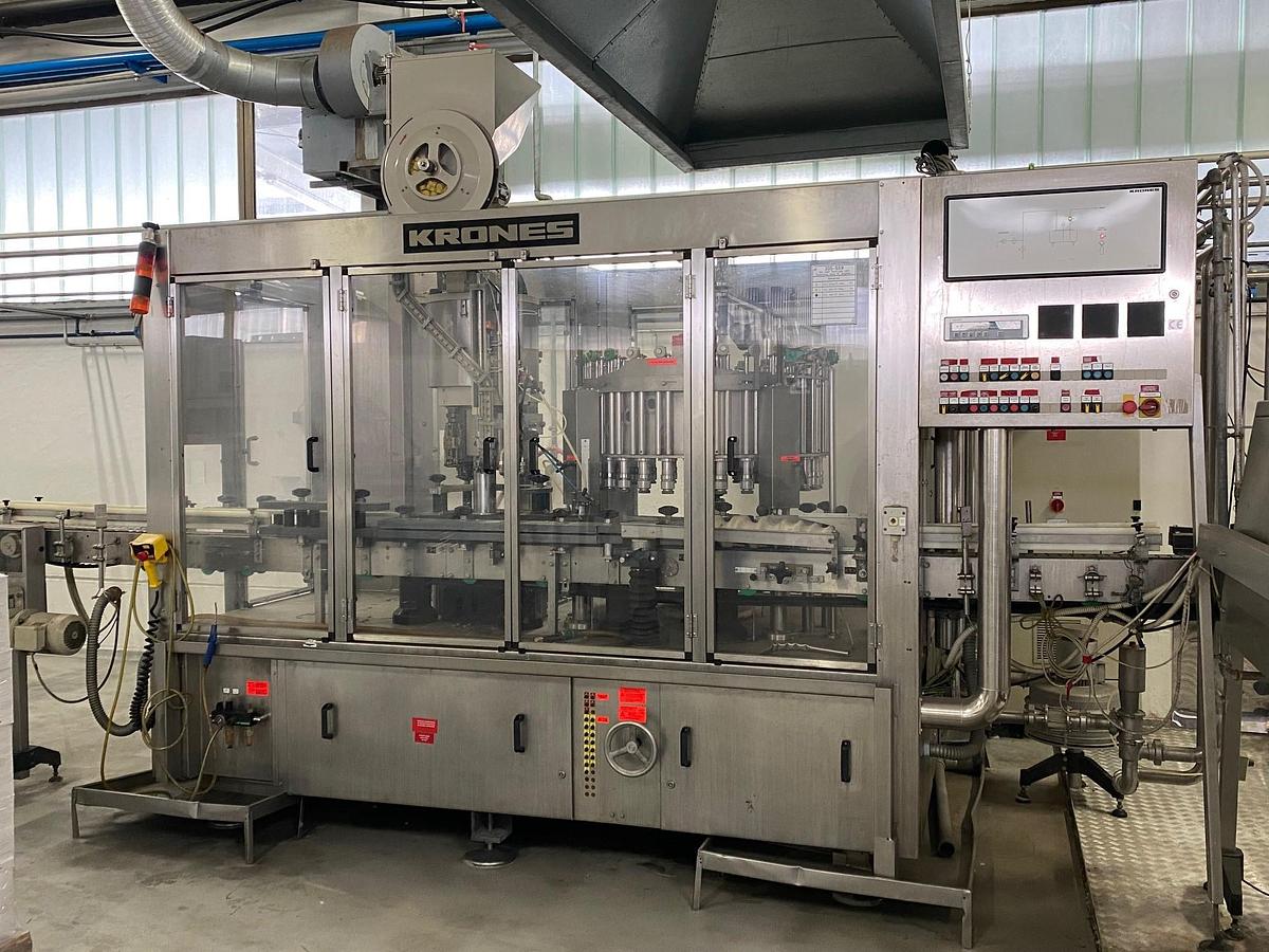 Used USED KRONES GLASS BOTTLE FILLING LINE