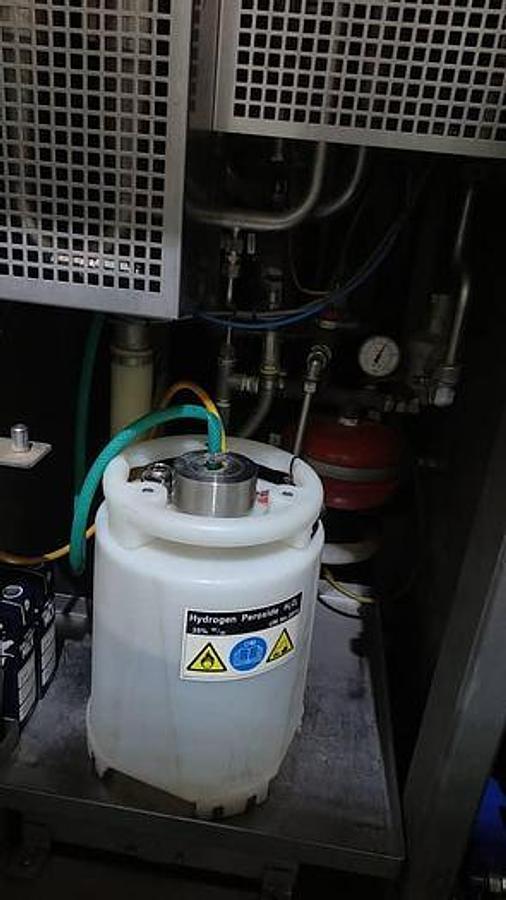 Used 2011 TETRA PAK A3 COMPACT FLEX 250ML BASE FILLING LINE