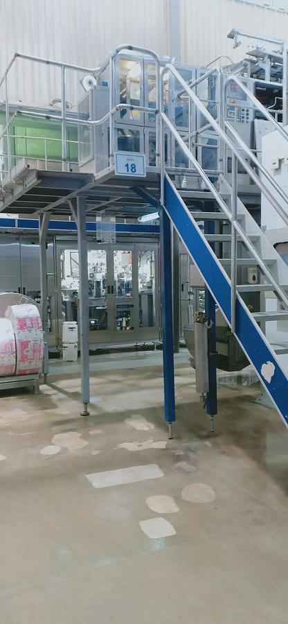 Used USED TETRA PAK TBA 8 1500ML SLIM COMPLETE FILLING LINE FOR SALE YEAR 1999