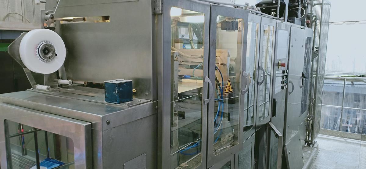 Used USED TETRA PAK TBA 8 1500ML SLIM COMPLETE FILLING LINE FOR SALE YEAR 1999