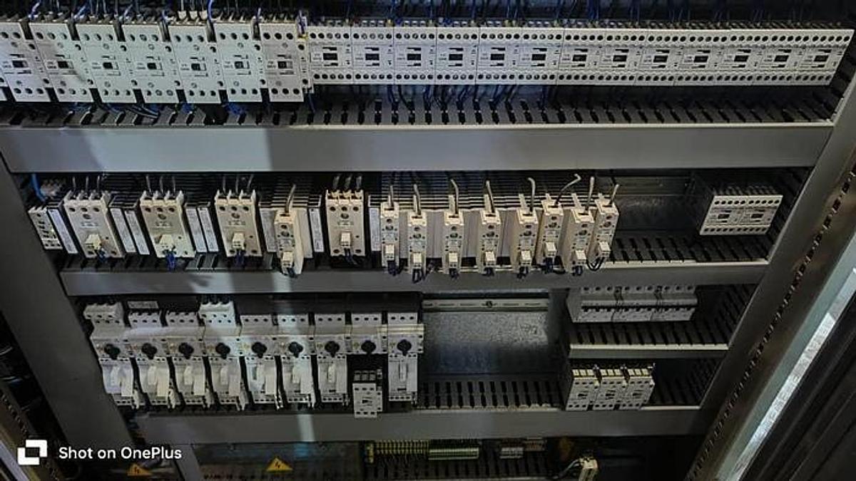 Used 2011 TETRA PAK A3 COMPACT FLEX 250ML BASE FILLING LINE