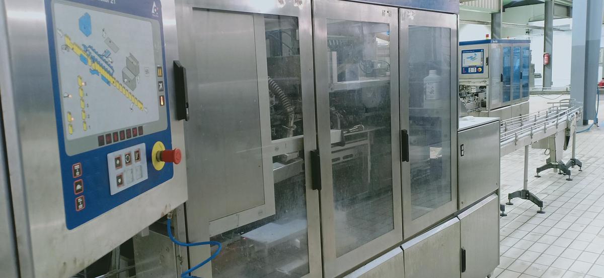 Used USED TETRA PAK TBA 8 1500ML SLIM COMPLETE FILLING LINE FOR SALE YEAR 1999