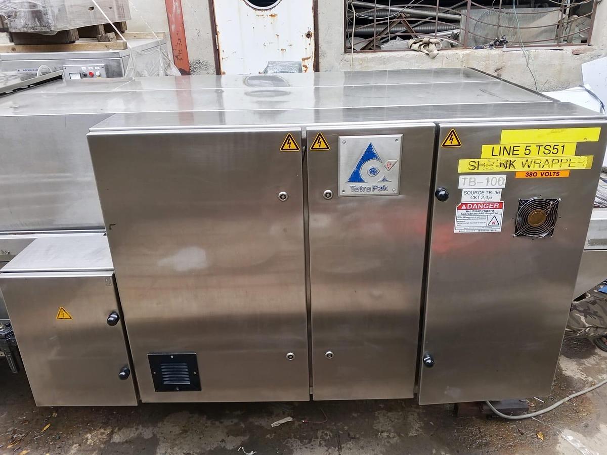 Used 1999 Tetra Pak Packer and Shrink