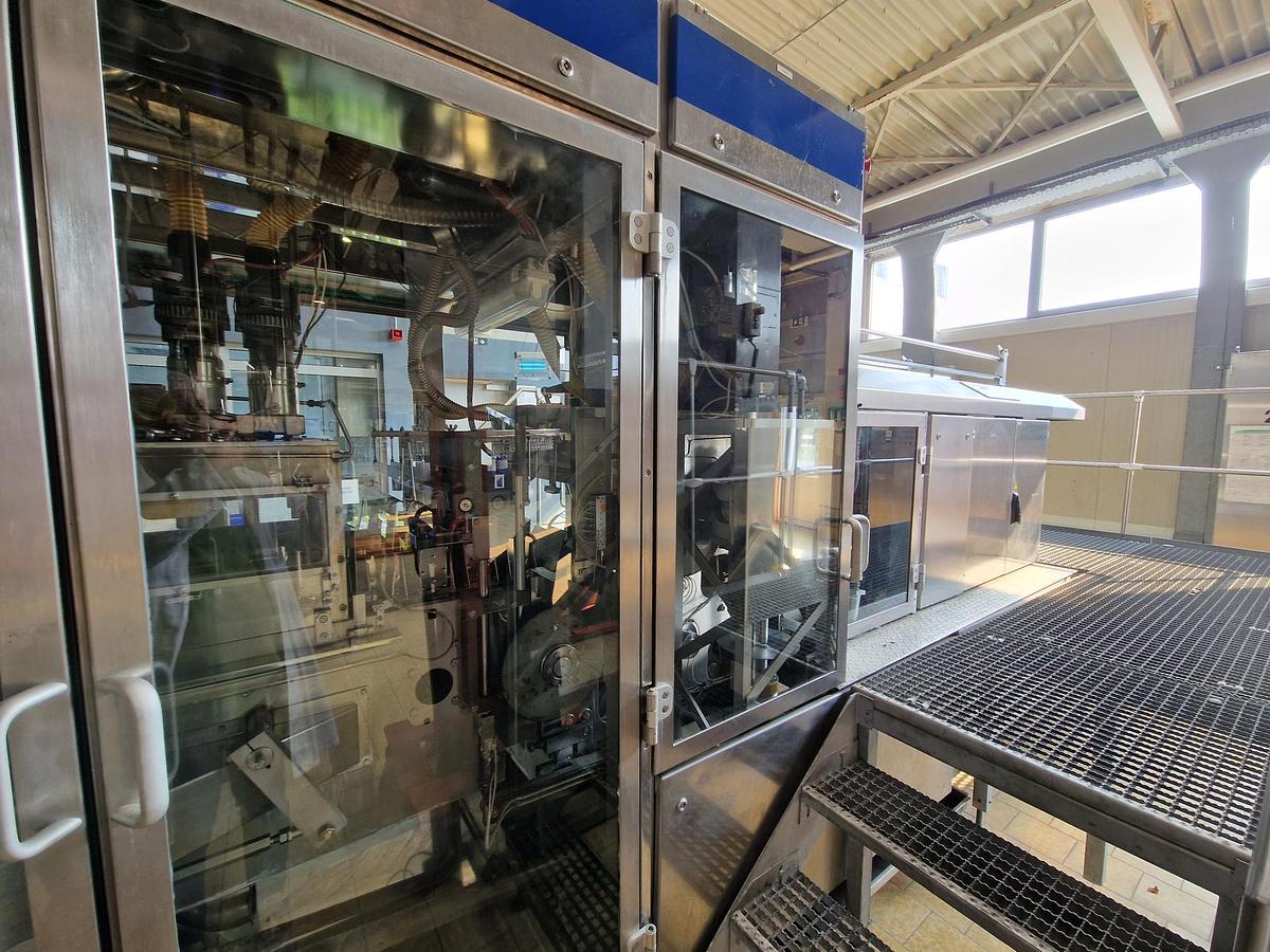 Used USED SIG CFA 406 FILLING LINE FOR SALE
