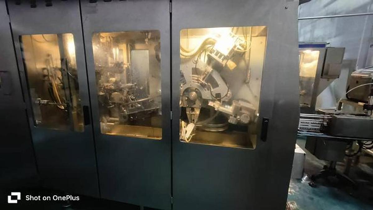 Used 2011 TETRA PAK A3 COMPACT FLEX 250ML BASE FILLING LINE