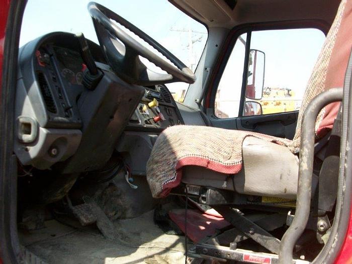 Used FREIGHTLINER M2