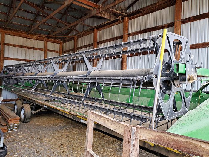 Used 2013 John Deere 630D Draper Header