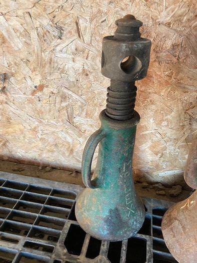 Used Simplex 202 x10 14 High Screw Jack