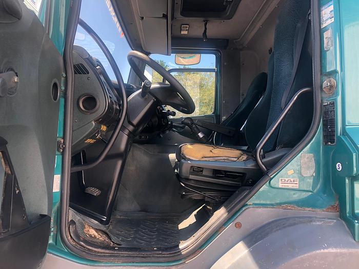 Used 2002 DAF CF 85 430 8X4