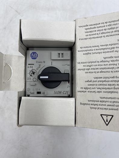 Allen-Bradley 140M-C2E-B40 Ser C