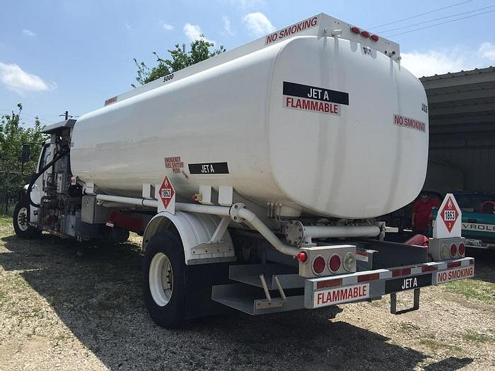 Used Unit #: 17451 - 2006 Freightliner chassis, Mercedes diesel engine