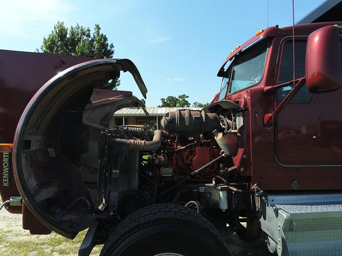 Used 2009 Kenworth W900