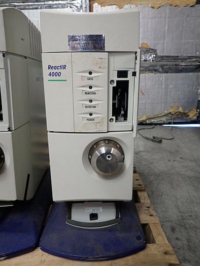 Used Lot of 2 Mettler Toledo ReactIR-4000 FTIR Analyzers w/ 3 Power Supplies & Extras