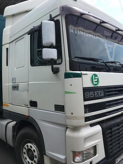 Used 2000 DAF 95 xf 430 euro 3 manual