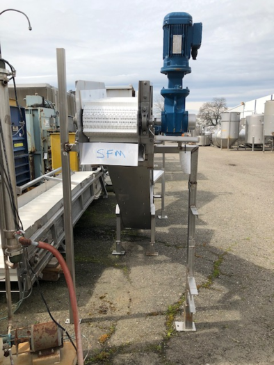 Used Intralox Flighted Belt Elevator