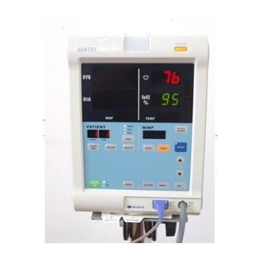 D'occasion MONITEUR SENTRY SPO2 ET TENSION BRASSARD SUR CHARIOT