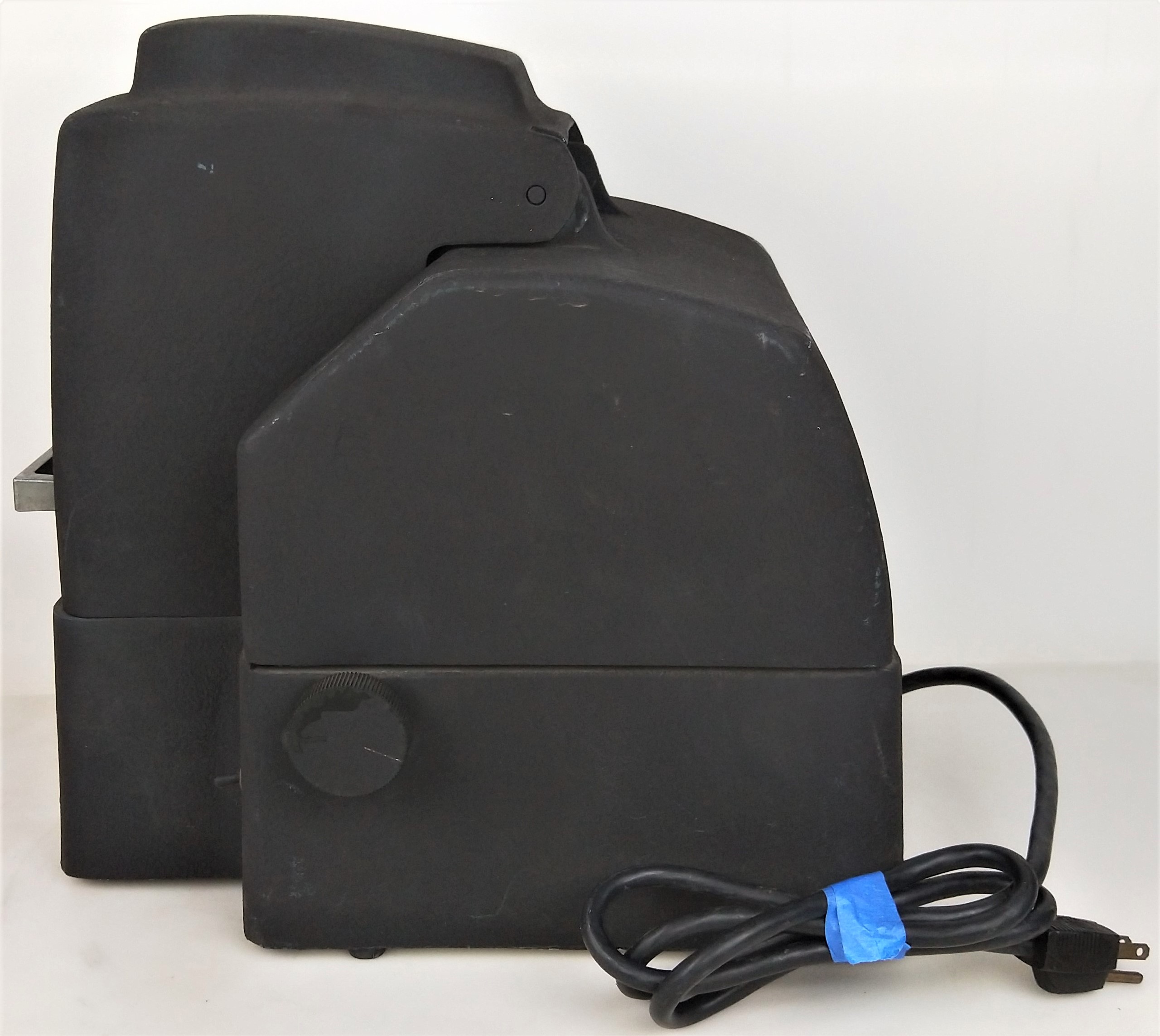 Used Ohaus Corporation Adventurer