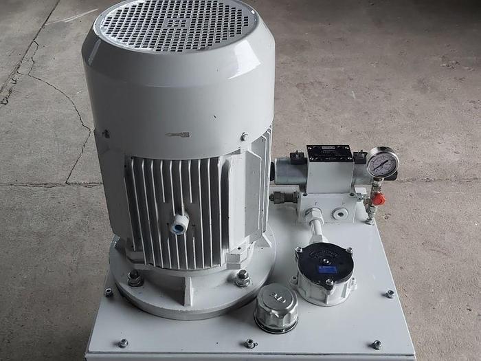 Usado Hydraulikaggregat, 50l/min, 100L, 130 bar, 11 KW, Eurofluid,  gebraucht-Top