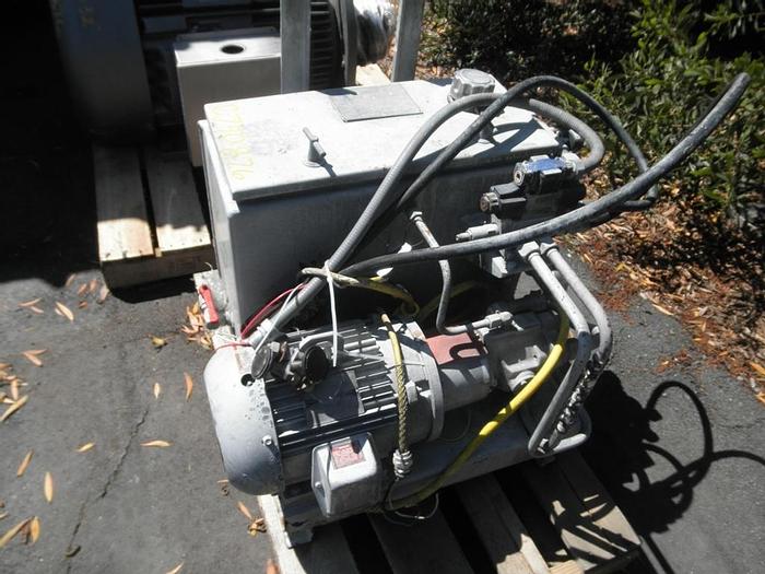 Used 200 GALLON AARON PROCESS DOUBLE ARM VACUUM MIXER/DRYER – S/S – VACUUM & JACKETED (#9391)