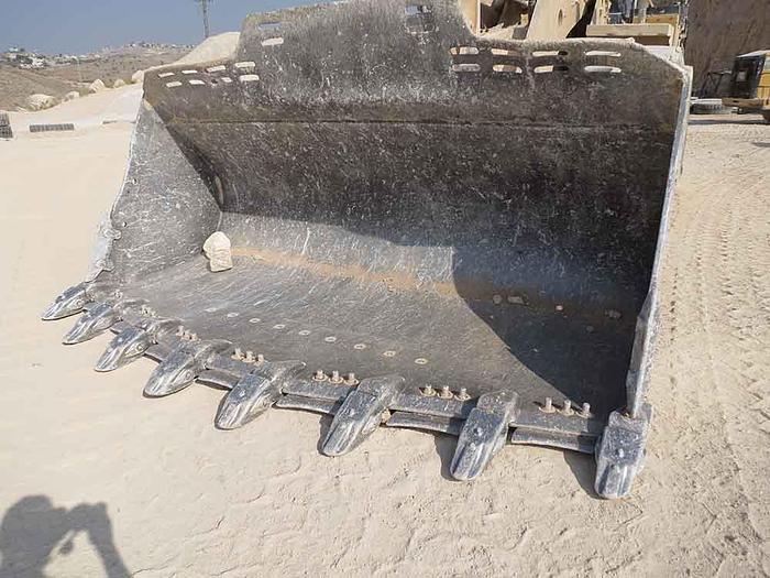 Used 2017  CATERPILLAR 988K