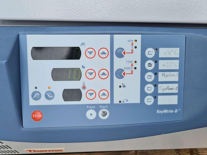 Used Thermo Electron Corporation CR 4i Refrigerated Centrifuge