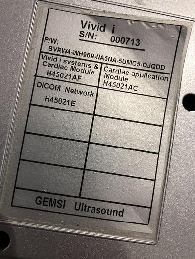 Used GE Vivid i Ultraschallgerät mit Kardio-Sonde Software Version 2.1.16 auf GE Vivid i Trolley