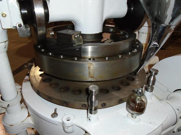 Used Manesty BB3B 27 Station Double Sided Rotary Tablet Press