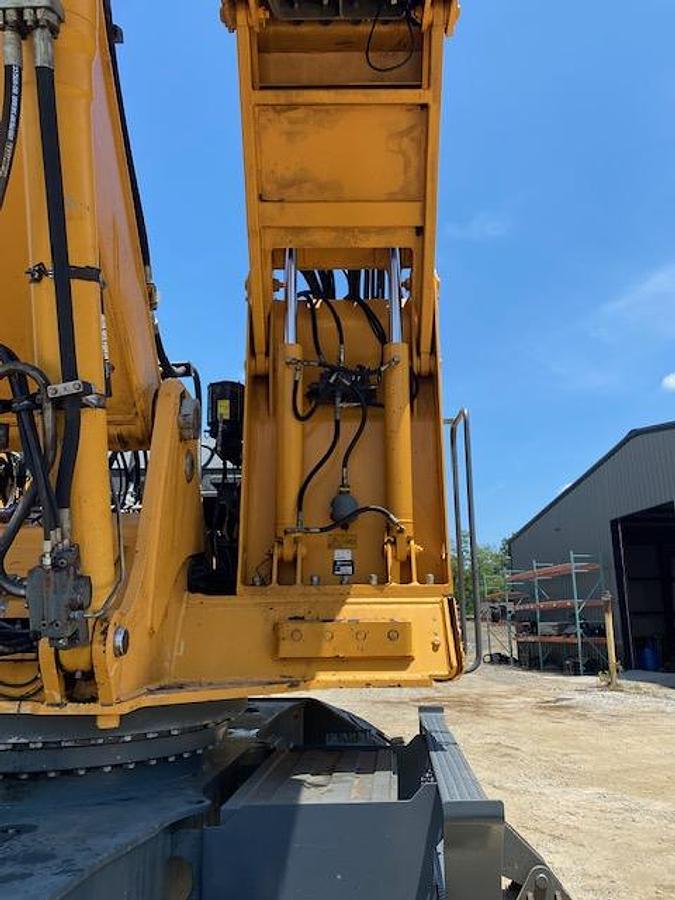 Used 2011 Liebherr A934C