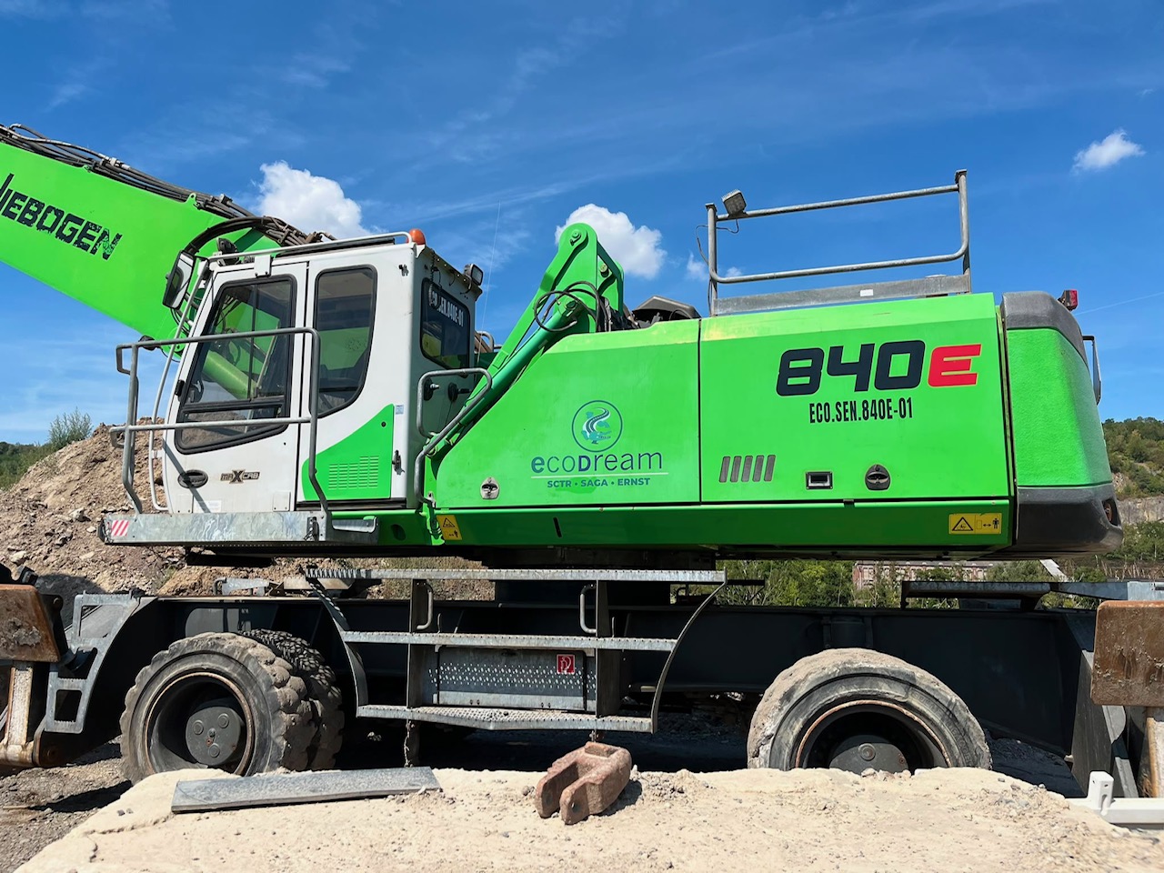 Used 2015 Sennebogen 840E