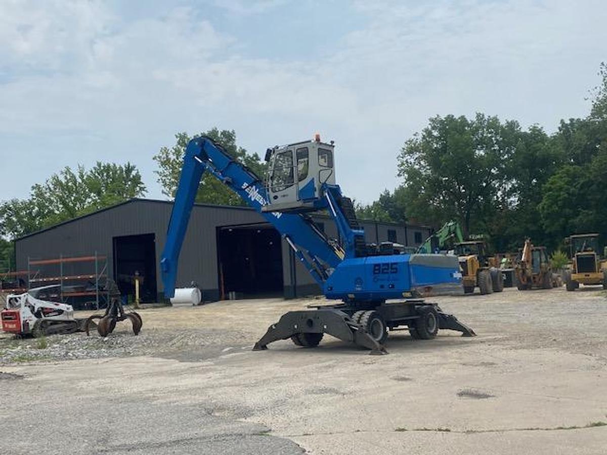 Used 2011 Sennebogen 825M D