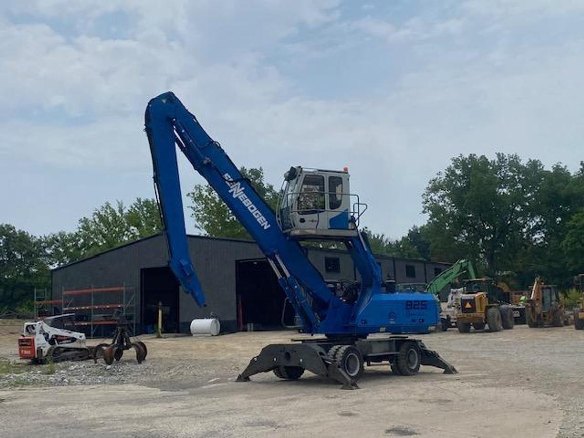 Used 2011 Sennebogen 825M D