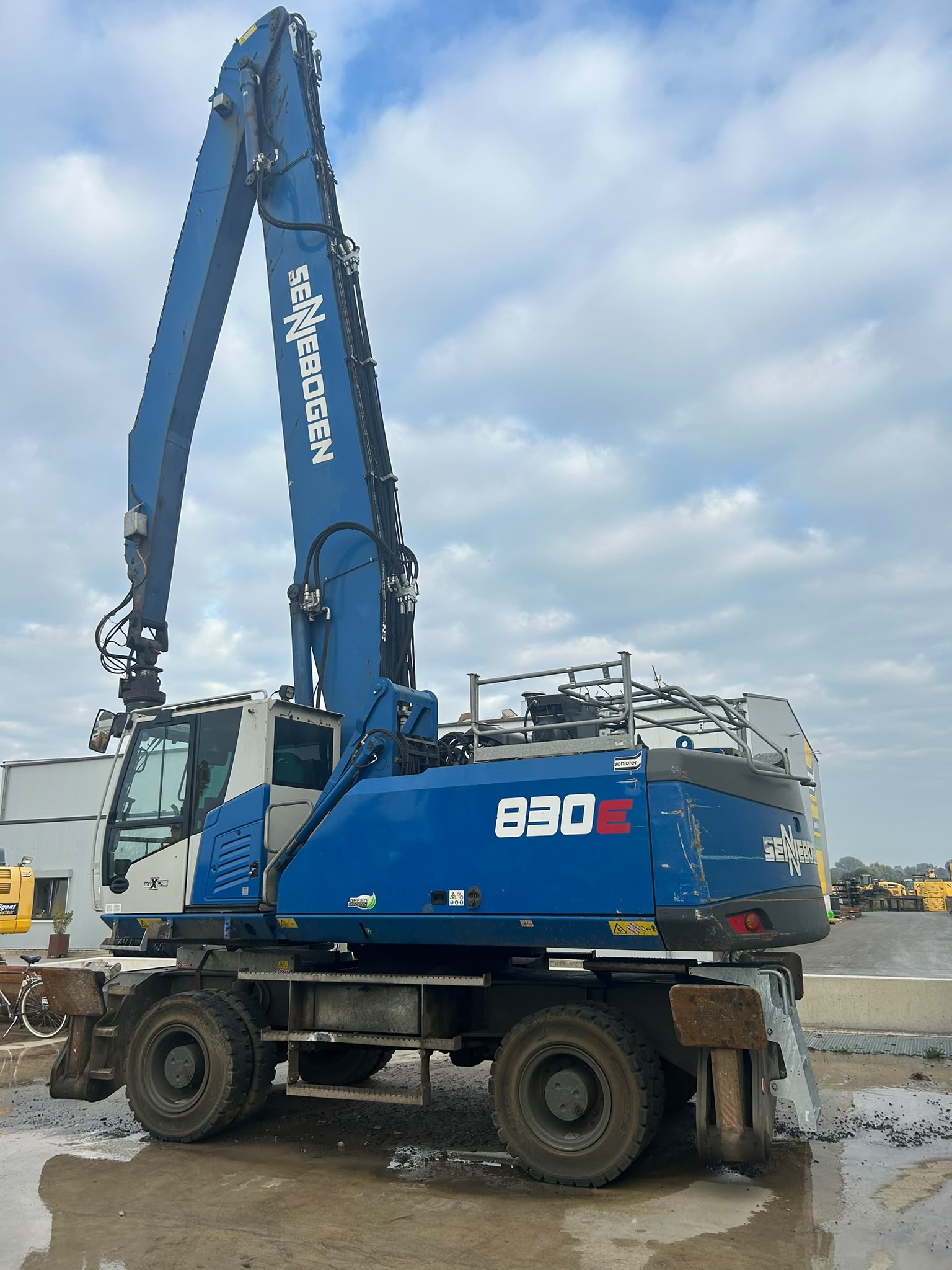 Used 2022 Sennebogen 830E