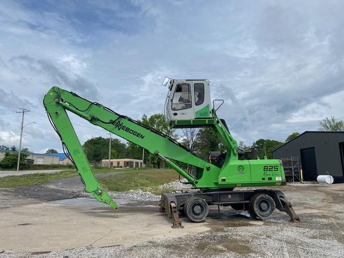 Used 825D sennebogen