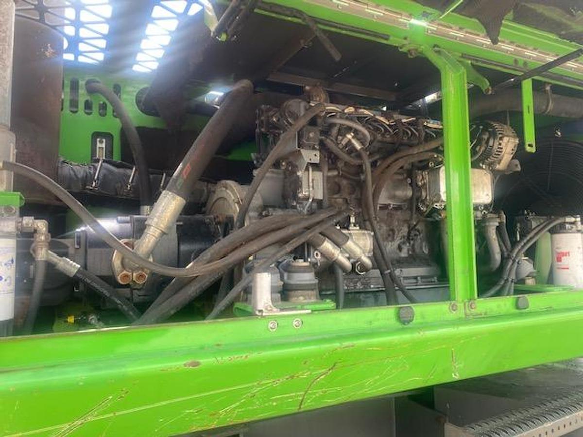 Used 825D sennebogen