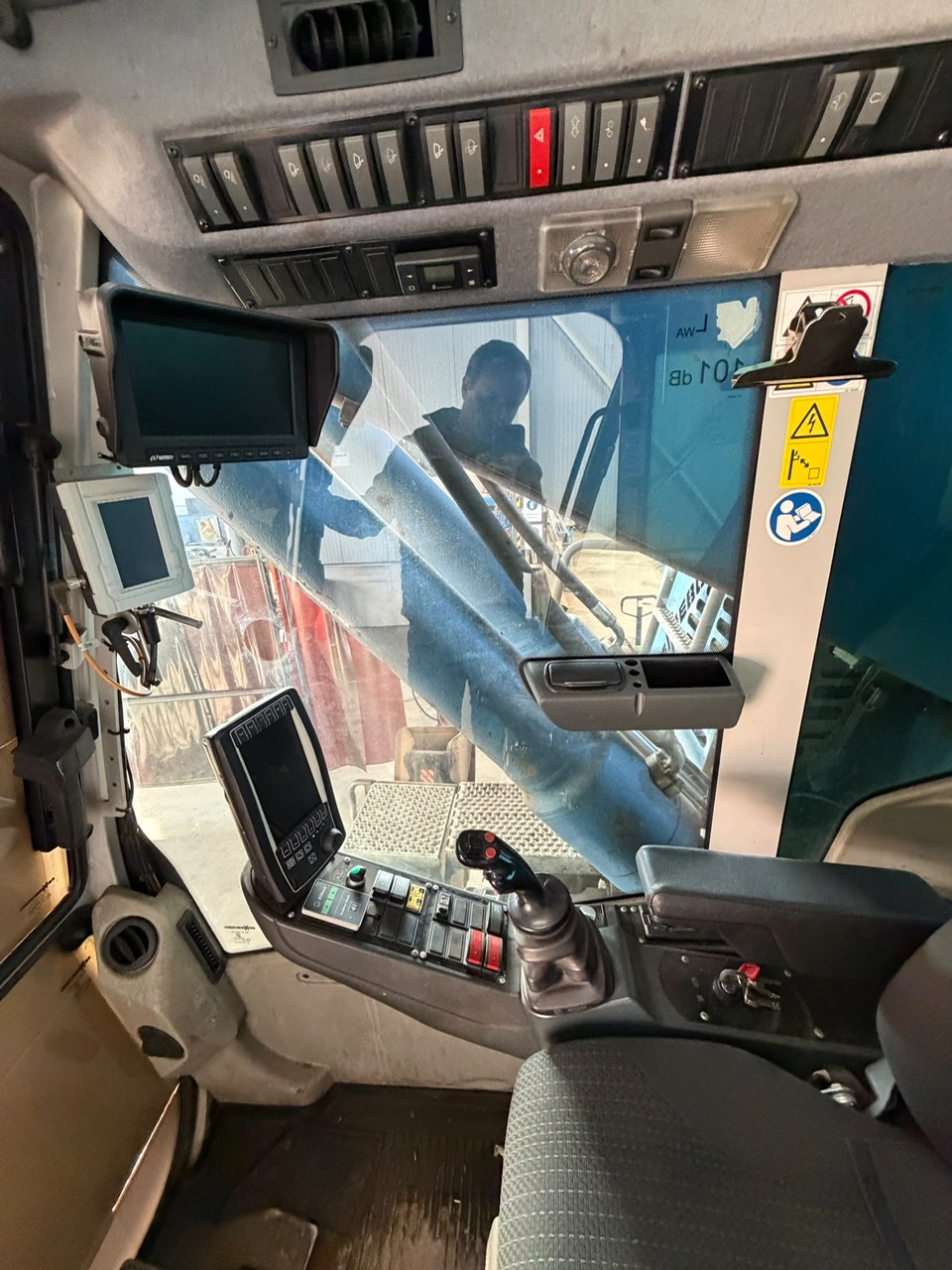 Used 2022 Sennebogen 830E