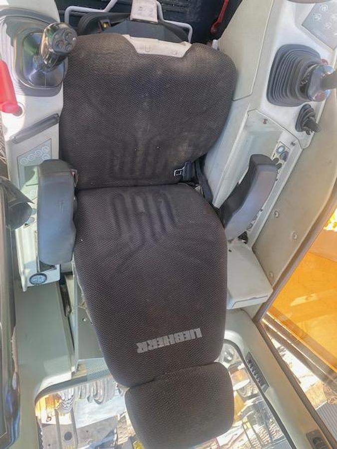 Used 2011 Liebherr A934C