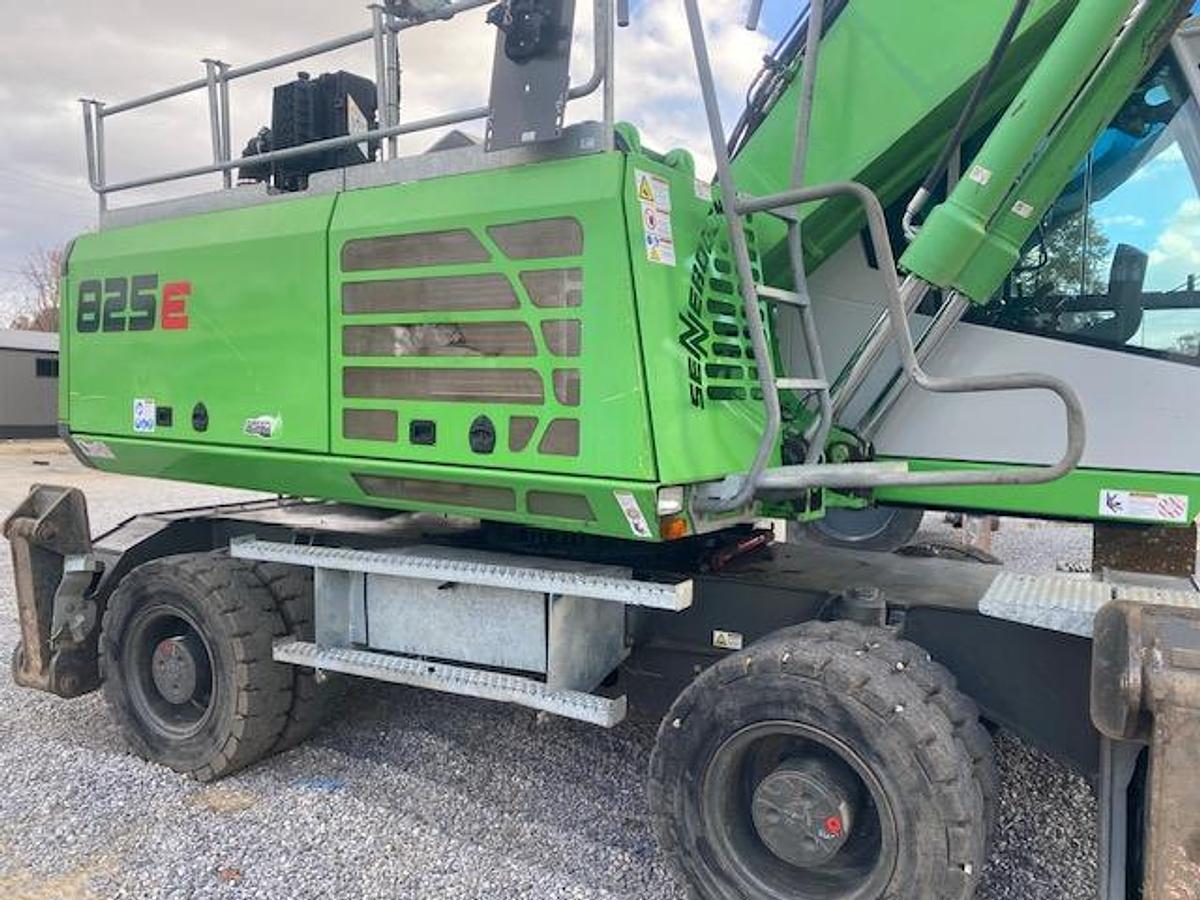 Used 2022 Sennebogen 825E