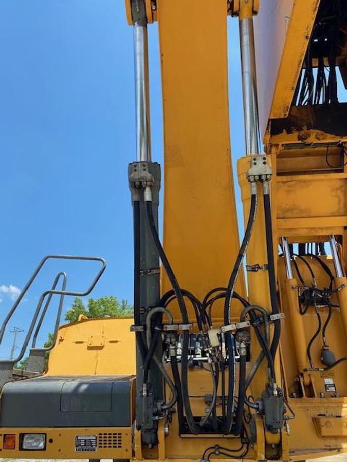 Used 2011 Liebherr A934C