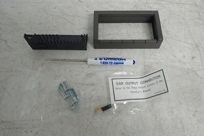 Used Omega Engineering Model CN1001-TC Temperature Controller with Manual & Extras