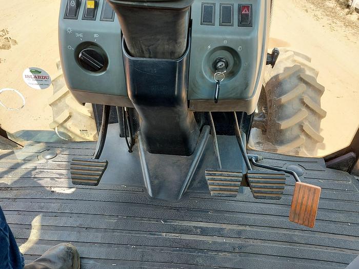 Used Case IH Maxxum MX120 Tractor