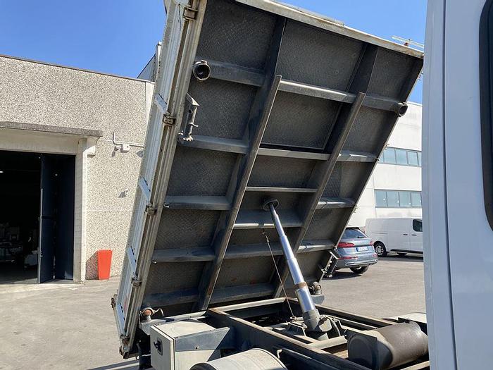 Usato 2016 IVECO  DAILY 35.150